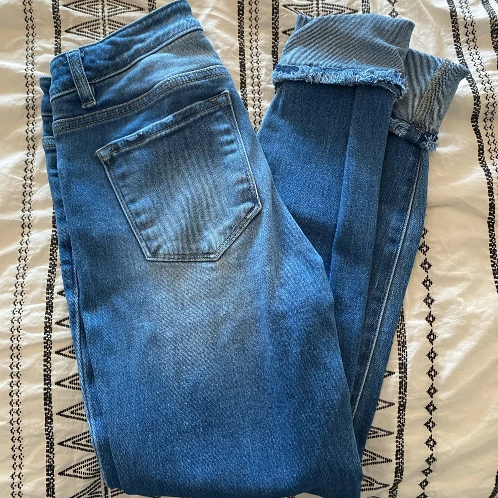 Jeans - Picture 1 of 2